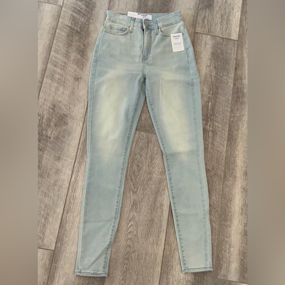 Denizen Levi’s, Women’s, Jeans, Ultra High-Rise, Super Skinny, Denim Jeans. - Picture 1 of 9